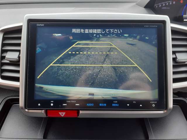 バックカメラも装着されております！