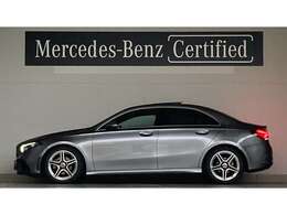 初年度登録から10年未満の車両については、2年の走行距離無制限保証（メーカー保証）を付帯して販売致しますので、納車後も安心が続きます。また、全国のメルセデス正規工場にて保証修理のご対応ができます。