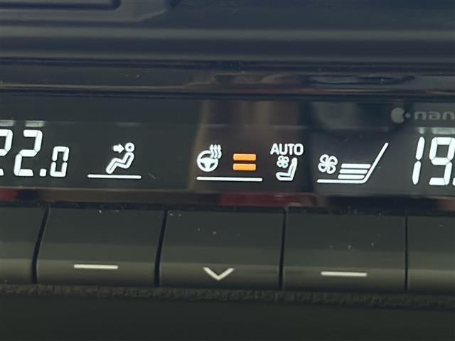 【運転席操作部】快適なドライブを楽しむための機能が装備されています！運転席から触れるので、使いやすいです！除菌プランいれていただくと、さらに清潔で安心していただけます！