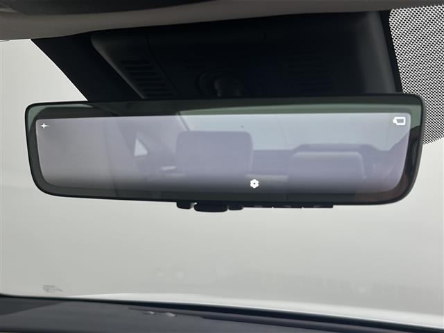 【バックミラー】大きくて見やすいので、後方を見るときも安心です！