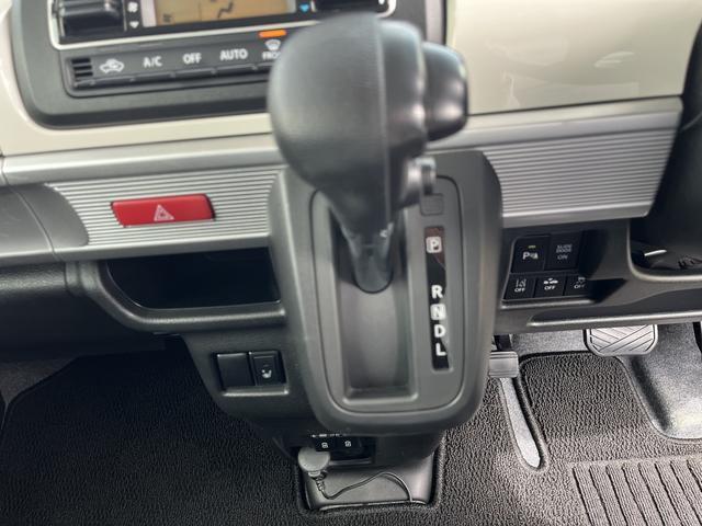 無断変速オートマ（CVT）は滑らかな変速で燃費も良いですよ！