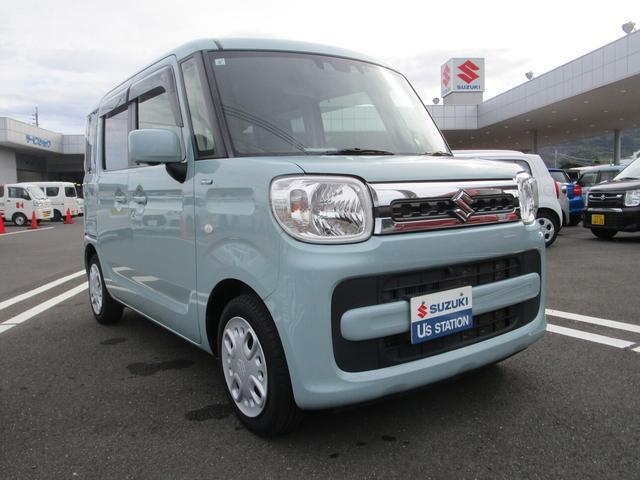 後部座席は両側スライドドアです☆狭い場所での乗り降りや荷物の積み降ろしに便利♪