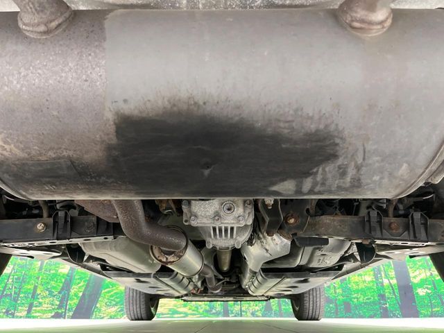下回りがきれいなうちに、防錆加工の施工がオススメ。降雪地域はもちろん、沿岸部にお住いの方や、趣味でマリン・ウィンタースポーツをされる方にご好評いただいております。
