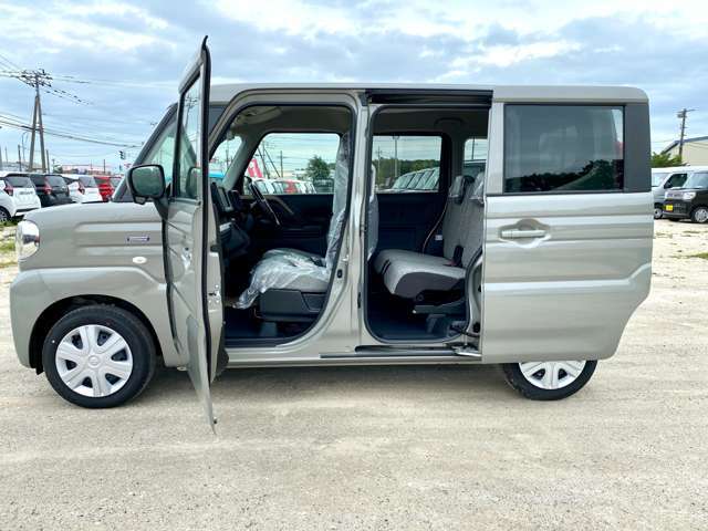 事故の際も保険の交渉から車の修理や代車の手配まで迅速に対応！保険のアドバイザーがカーライフに最適なプランをご提案します！