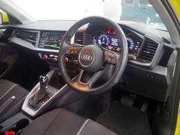 カーセンサーを見て電話しましたとお伝え下さい。078-261-1261までお気軽にお電話下さい。全国納車可能です。納車方法に関してもお気軽にご相談ください。