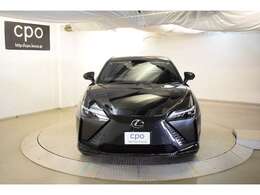 こちらのお車は、CPO（Certified Pre-Owned＝認定中古車）となります。厳しいレクサス基準をクリアした認定中古車をさします。