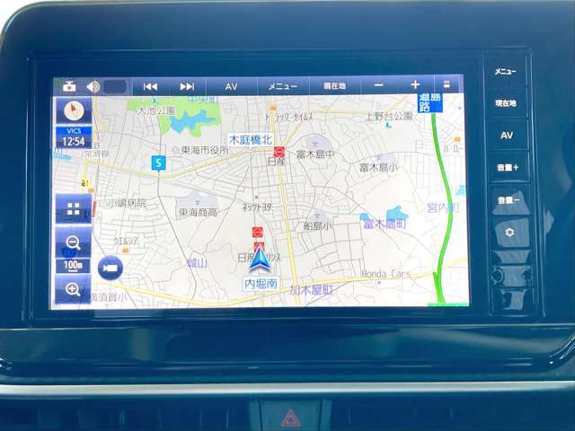 日産オリジナルナビゲーションです。9インチのディスプレイを採用。ナビの基本操作はもちろん、後席のエンタメ機能や先進機能などを気軽に使えます。す。