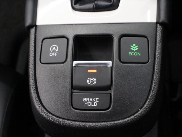 【電子制御パーキング+ブレーキホールド】便利なスイッチ式のサイドブレーキ！停車中にブレーキペダルを踏み続けなくても自動的にブレーキを保持する機能も搭載♪