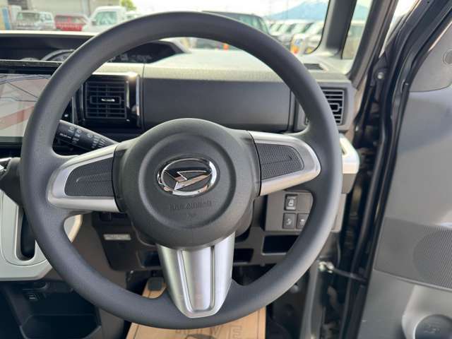 当社指定工場完備しております。一般整備・車検・板金塗装・保険・ロードサービスとお車の事は全てお任せ下さい★
