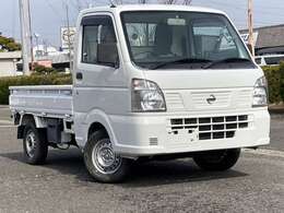 弊社スタッフには看板犬のフレンチブルドックのヘムヘムがおりますので、犬が苦手な方はお手数ですがお申し出ください。