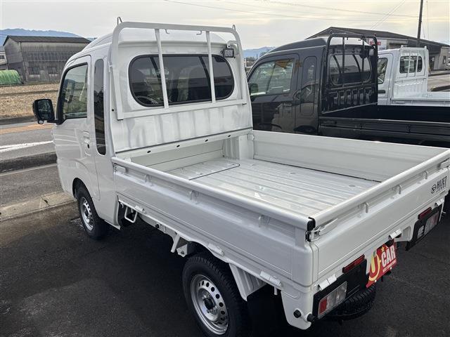 2025年1月登録「DAIHATSU　HIJET　ジャンボ　エクストラ　4WD　CVT　9インチスマホ連携ディスプレイオーディオ・スマートインナーミラー・バックカメラ付」届出済未使用車入荷☆★