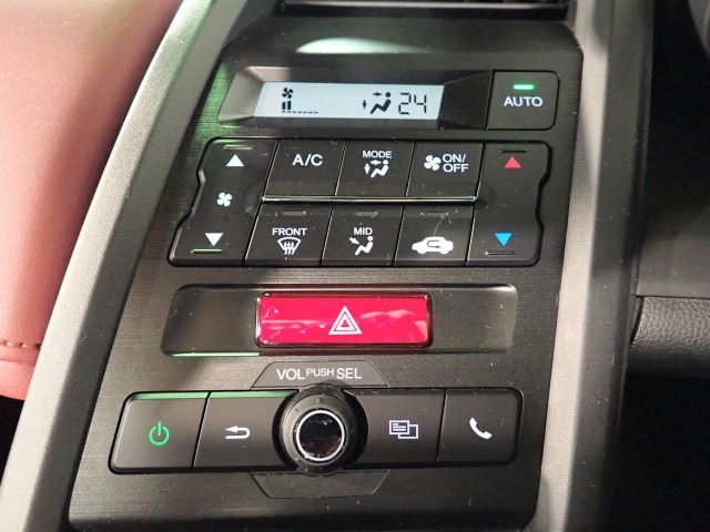 ◆東海地区最大級の展示場に自社整備工場完備で安心♪三重県でホンダ車をお探しならU-Select鈴鹿へご用命ください♪お問い合わせは　TEL　059-378-7717　へお気軽にお問い合わせください◆