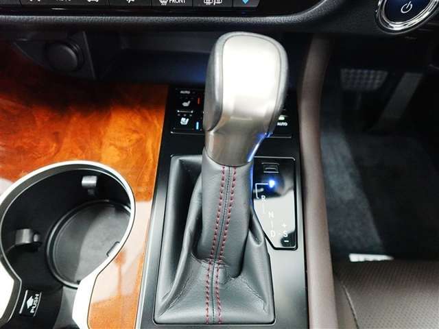鳥取トヨペットではお車の買取や下取も強化しております♪お車をご購入を検討されている方だけでなく、すべての方々のカーライフをサポートさせて頂きたいと考えております。