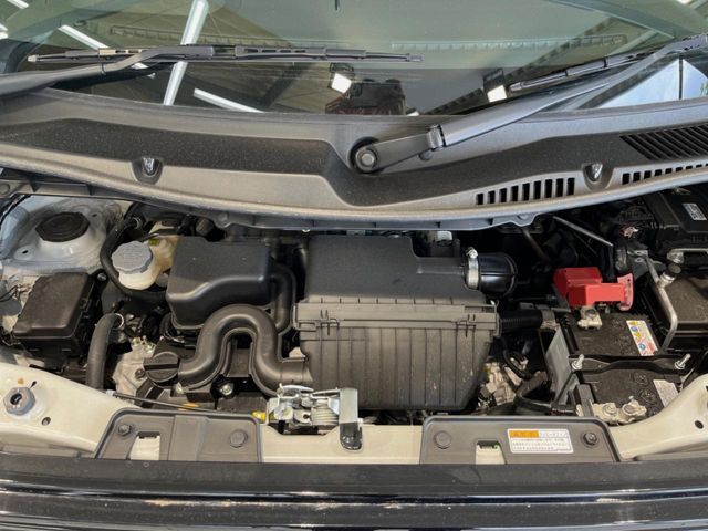 親切・丁寧な専門メカニックスタッフが応対！・車検・点検整備・事故等の修理などアフターサービスも安心。お車のカスタマイズもネクステージのサービススタッフまでご相談ください！