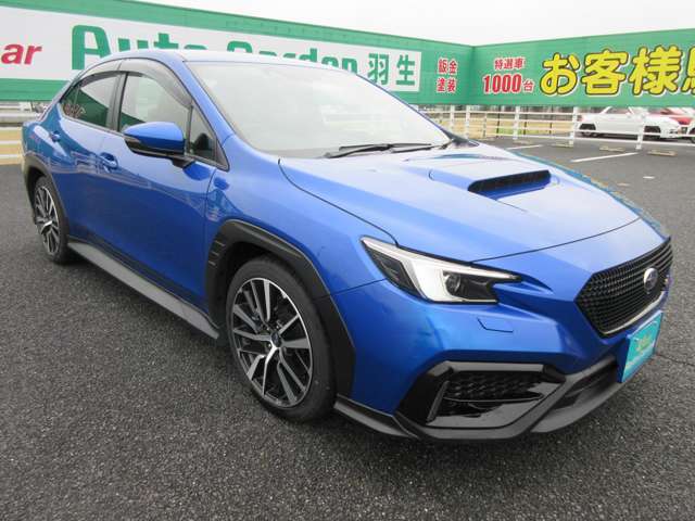 カラーは人気のWRブルー！！シンプルなデザインで年齢性別問わず長く乗れます！！