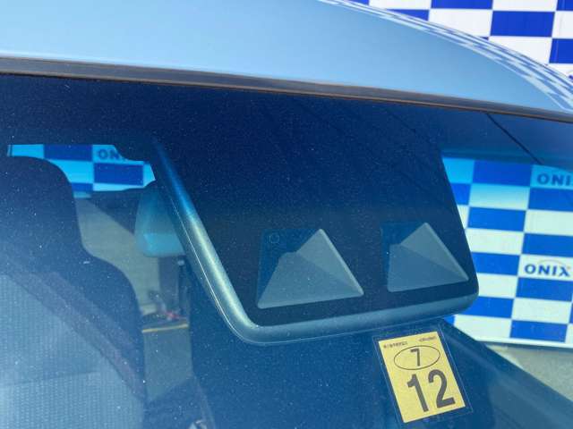 当店では在庫台数常時80台展示！【フラット7】【KeePer】併設店のオニキス郡山北店へ新車、中古車の販売、リースをはじめ高価買取、コーティング、車検、ロードサービス、各種ローン、各種修理等承っております