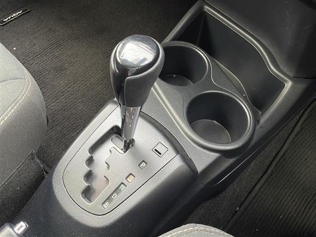 ご成約頂いたお車は全車保証付で納車後も安心！有料オプションで長期保証をお選びいただくことも可能です。