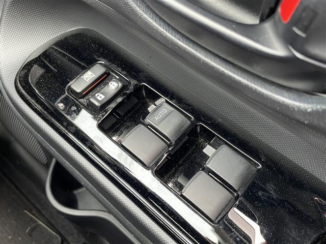 プロのこだわりのクリーニングで清潔なおクルマでご納車させて頂いております！