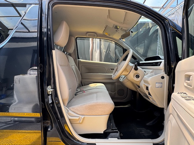 車種が決まっていない方でもお気軽にご相談ください！スタッフが一緒に考えてお客様に最適な車種をご提案させていただきます。
