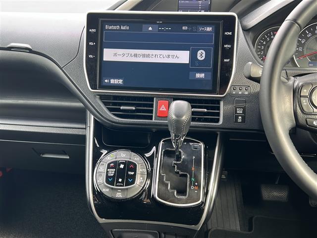 【シフトレバー】シフトも操作しやすく快適なドライブを楽しんでいただけます！