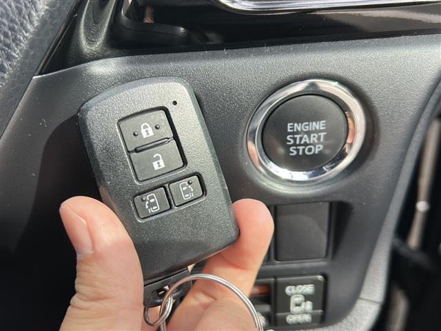 【付属品】このクルマ限定で使える装備品が付いています！使い方などはぜひ実際に店舗にお越しいただき、専門スタッフにお尋ねください！