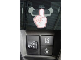 ホンダが推し進める総合先進安全装備のホンダセンシング搭載！　衝突や車線はみだしなどの危険が予測される時、センサーが警告。　ヒューマンエラーを高度先進技術が補完してくれます。