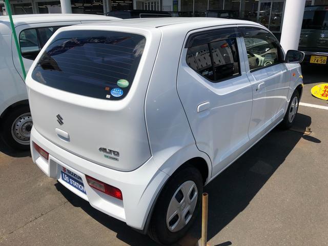 バックドアは開口部が広いので荷物の積み下ろしに便利です☆