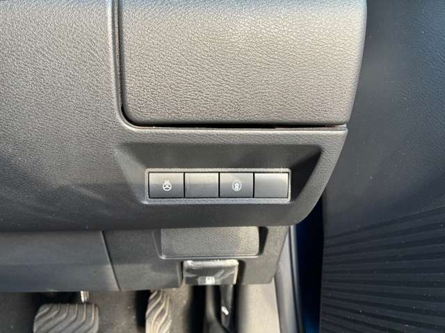 ステアリングヒーター搭載◎