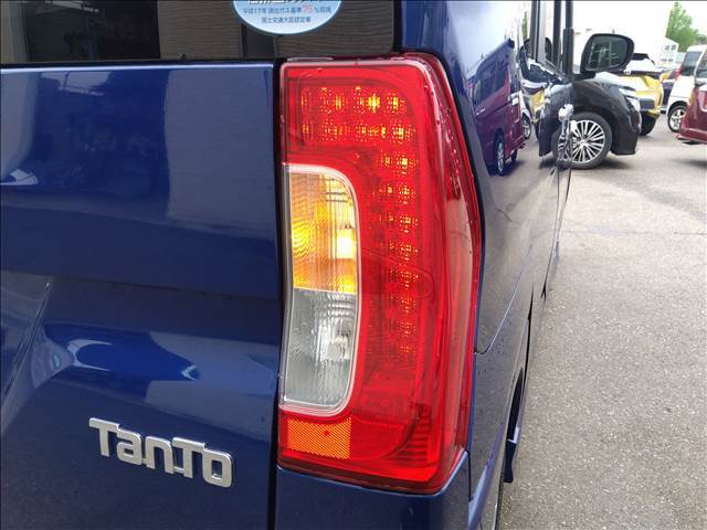 4WD☆禁煙車☆ナビ☆TV☆パノラマモニター☆Bluetooth☆スマートアシスト3☆パワースライドドア☆オートハイビーム☆シートヒーター☆ドラレコ☆リアソナー☆走行2.2万キロ☆試乗できます☆