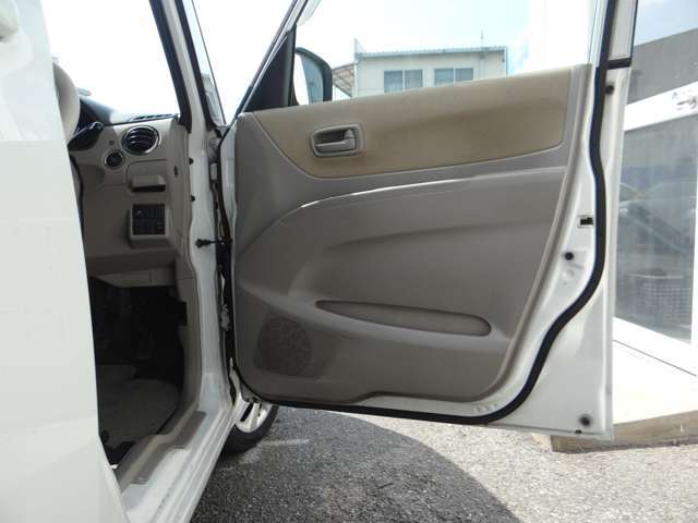 フリーダイヤル通話料金無料。こちらにお電話ください。TEL　0078-6002-527738