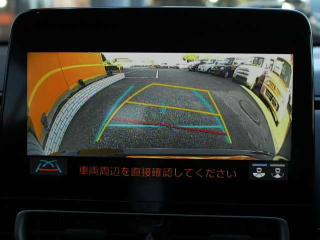 Bカメラも装備しており駐車もラクラクです★