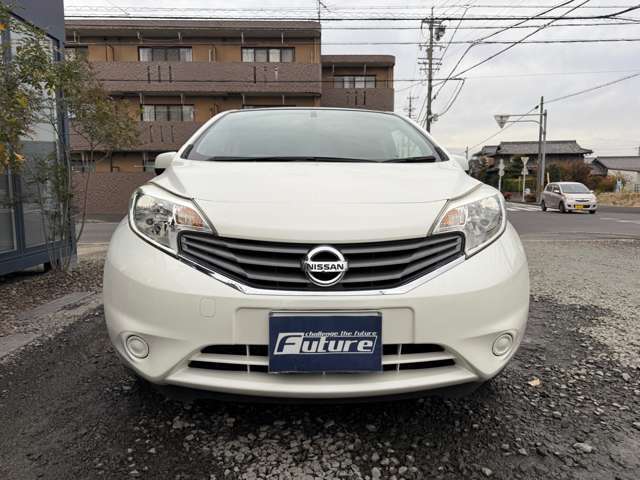 平成26年5月登録・走行29477キロ・車検令和9年5月・スマートキーx2個あります。