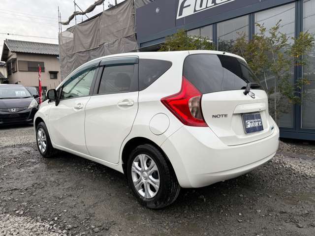 平成26年5月登録・走行29477キロ・車検令和9年5月・スマートキーx2個あります。