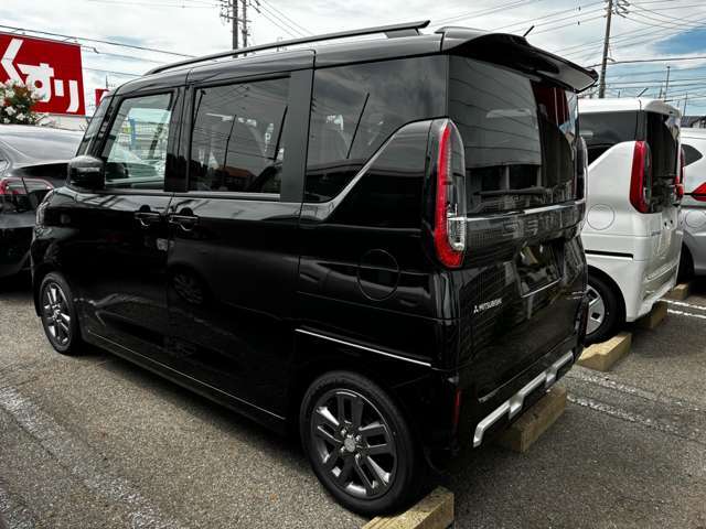 人気のお車ですので、ぜひお早目のご検討を☆