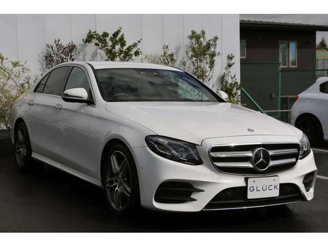 グルック千葉柏に洗練を極めたダイナミックな走りが楽しめるスポーツでセダン「E250 アバンギャルドスポーツ」が入庫しました。セーフティーテクノロジーにより安全で快適なドライビングが体感いただけます。