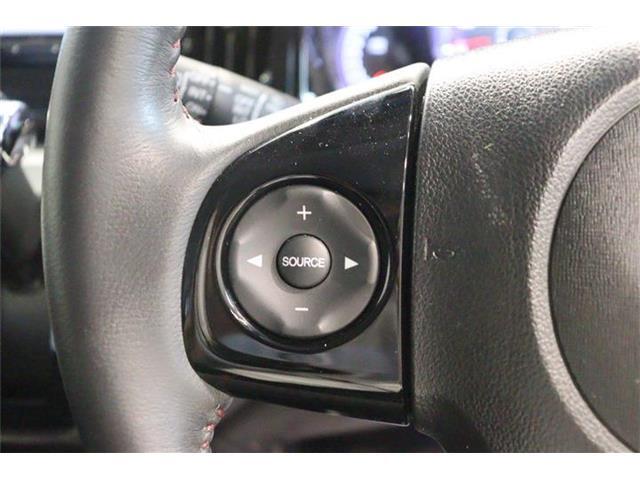 運転しながら操作が出来る画期的装備！これ便利です
