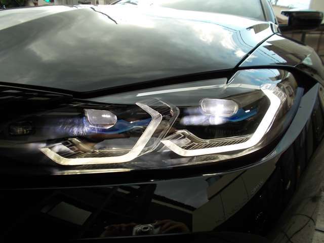 この度は弊社のお車にご興味をいただき誠にありがとう御座います。尚、詳細に関しましては弊社ホームページ wing-corp.comよりご確認下さい。