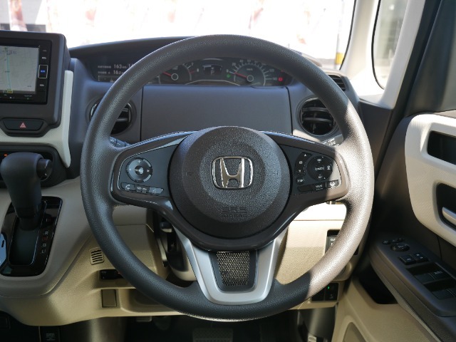 【一物一価】中古車は同車種、グレードであっても1台1台コンデションが違います。お客様のご希望に添える様、お車探しのお手伝いをさせていただきます。