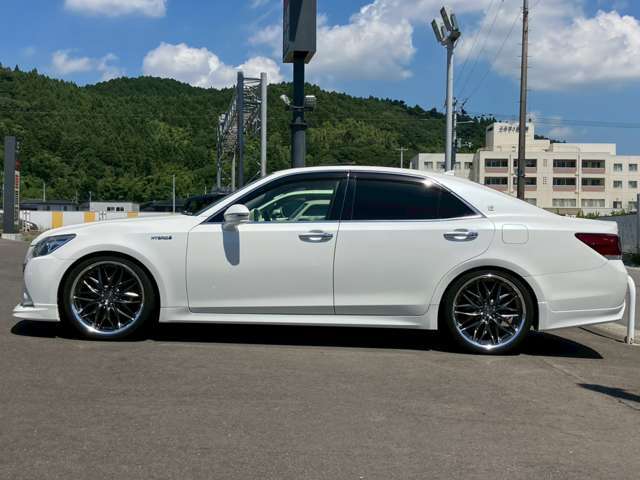 グループ総在庫常時500台以上！！販売だけでなく無料査定買取強化中！多くのユーザー様から嬉しい口コミを頂いております！！自社保証最長5年！！アフターサポートも充実！！