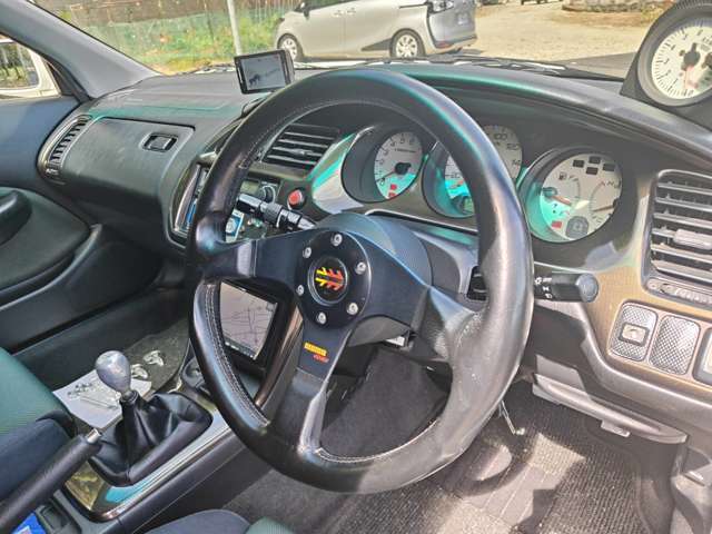 MOMOステアリング