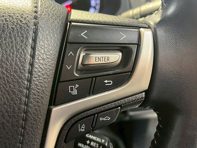 【クルーズコントロール】装備車両になります。遠距離ドライブの高速道路などでは大活躍で疲労軽減に役立ちます。