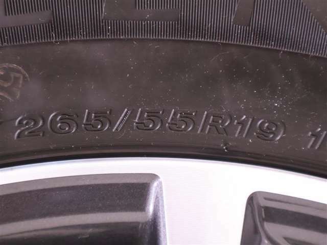 265/55R19　タイヤサイズです。　タイヤのご相談も石川トヨペットカローラにお任せください