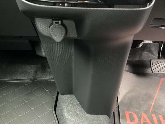 ☆車の保険は買ったところで加入するのがベストです。保険に関しても大手保険代理店をしておりますので安心してお任せください。不慮の事故の際も自社鈑金工場と連携して修理を進めてまいります☆
