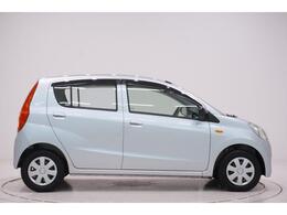 県内13店舗にて常時500台以上ダイハツ車を展示中です。見て、触って、納得のいく一台をぜひ見つけてください。