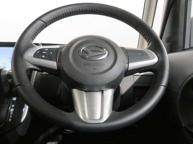 ハンドルは、車を運転する上で、ずっと握っている重要なパーツです。　手にフィットする物が、いいですよね♪