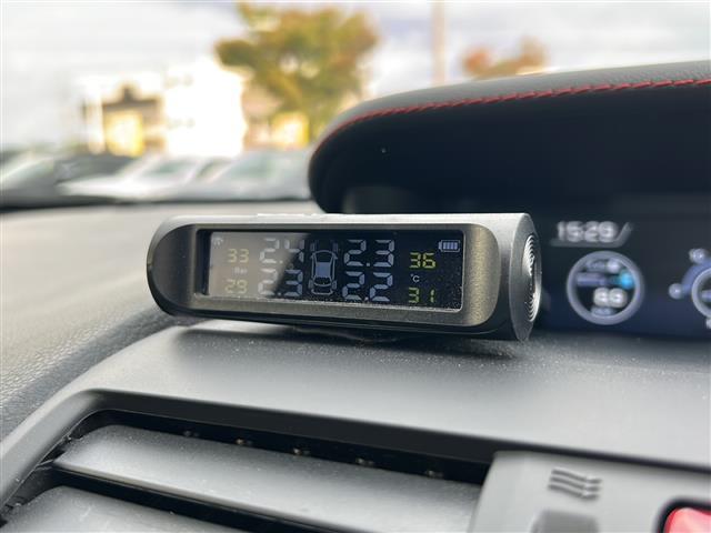 店舗にて現車の確認もいただけますので、お電話で在庫のご確認の上是非ご来店くださいませ。