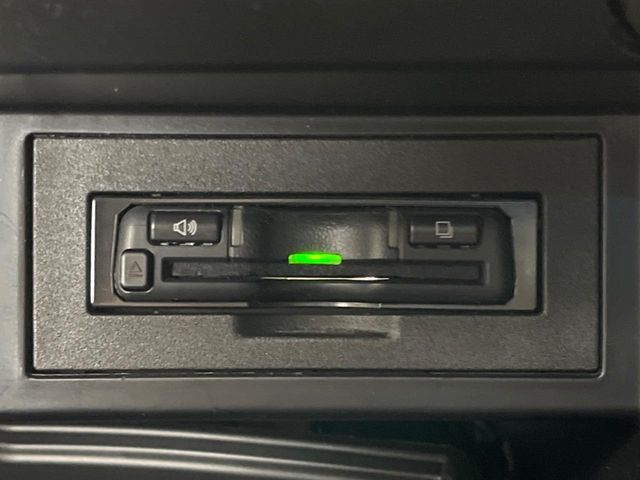 【ETC】高速道路の料金所をストレスなく通過！話題のスポットやサービスエリアに多い「スマートIC」利用時は必須のアイテムです。当店でセットアップを実施、ご納車当日からすぐにご利用いただけます！