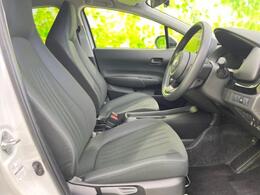 「この車の写真をもっと見たい」「状態が気になる」「この装備はついている？」どんな小さな疑問でもお気軽にお問い合わせください！