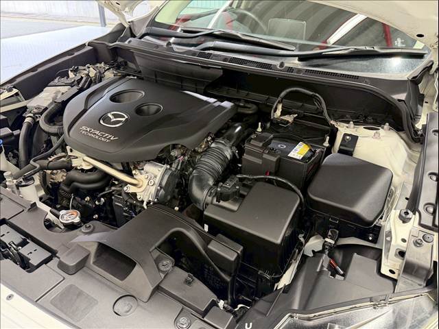 親切・丁寧な専門メカニックスタッフが応対！・車検・点検整備・事故等の修理などアフターサービスも安心。お車のカスタマイズもアクション1のサービススタッフまでご相談ください！