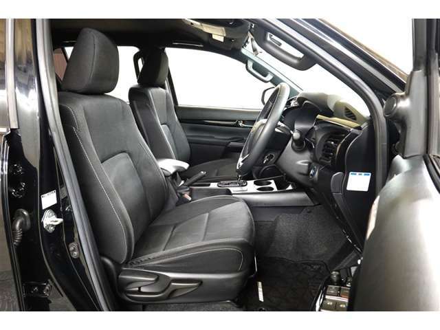 見通しのよいすっきりとした視界で、誰でも運転しやすいです。運転のしやすさは疲れにくさにも繋がりますよ♪